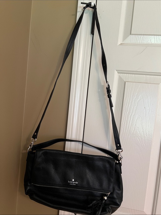 kate spade Handbags - kate spade black pebbled leather shoulder crossbody
